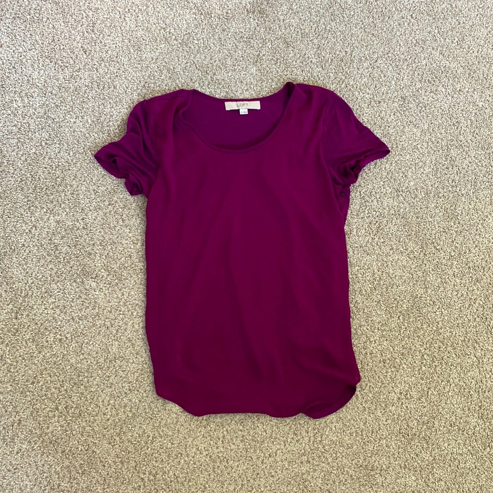 Loft t shirt flowy